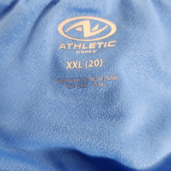 NWT Men's Athletic Works Driworks Moisture Wicking Swim Trunks - Picture 2 of 7